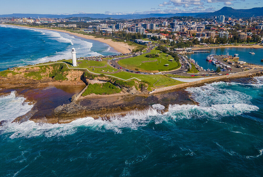 Wollongong city and beach with lighthouse